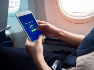 <strong>Airplane Mode won’t be Mandatory on Flights in the EU from June 2023</strong>